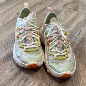 Sorel Women's Sneakers in Mint Green and Orange